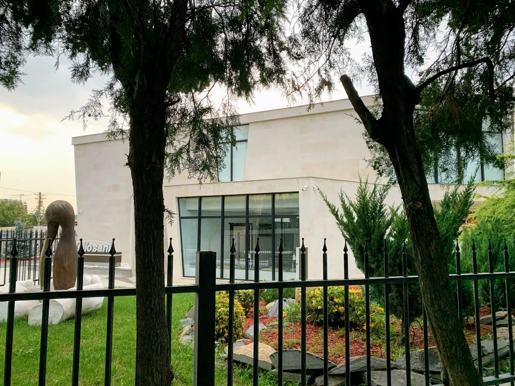 Tsilosani Clinic Exterior